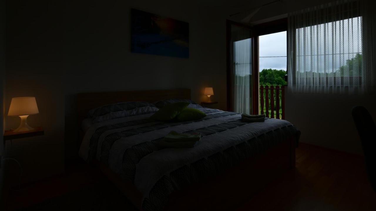 Apartman Mate Rakovica Exterior foto